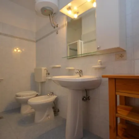 Angela E Pordenone Daire