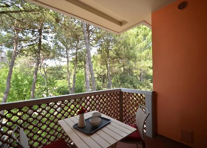 Angela E Pordenone 比比翁