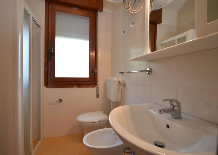 Angela E Pordenone * 比比翁